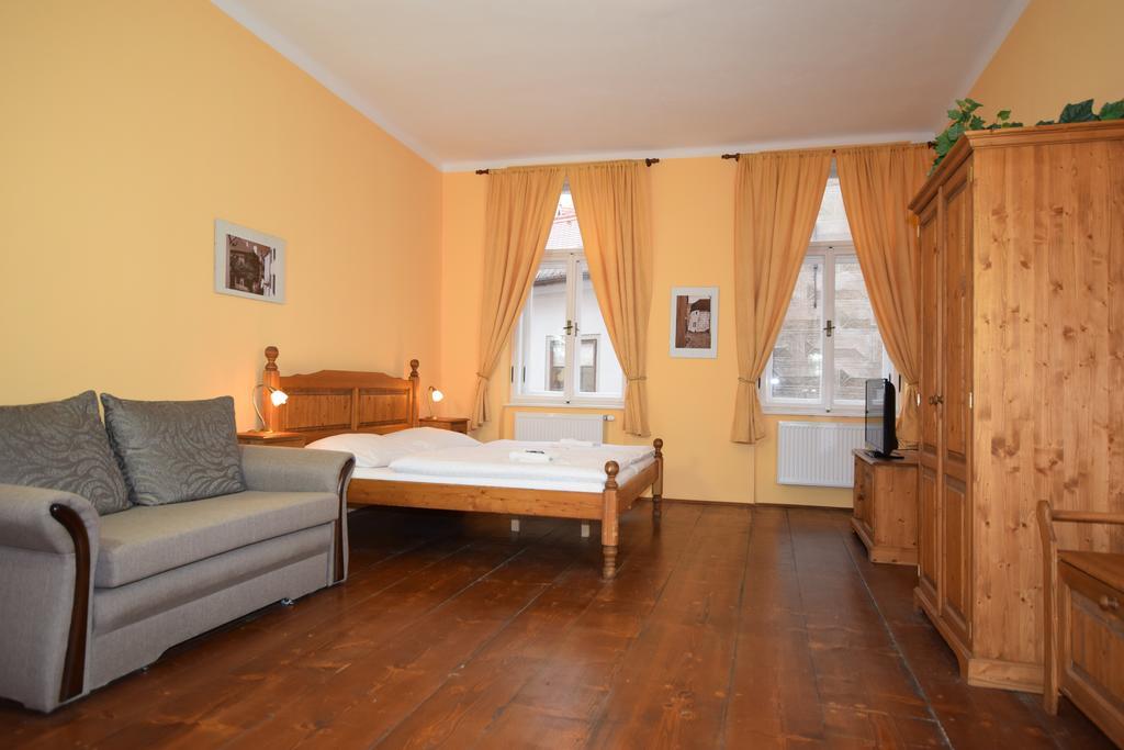 Pension Zamecka Apartma - Castle Apartments Cesky Krumlov Luaran gambar