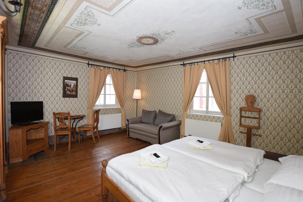 Pension Zamecka Apartma - Castle Apartments Cesky Krumlov Luaran gambar